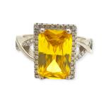 925 Sterling Silver Ring with Beautiful Yellow Stone